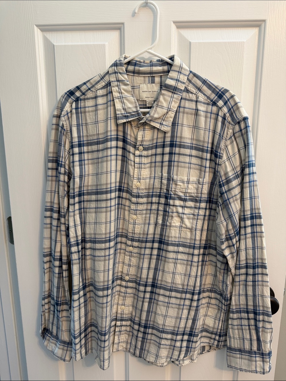 American Eagle Outfitters Blue and White Plaid Button-Down Shirt